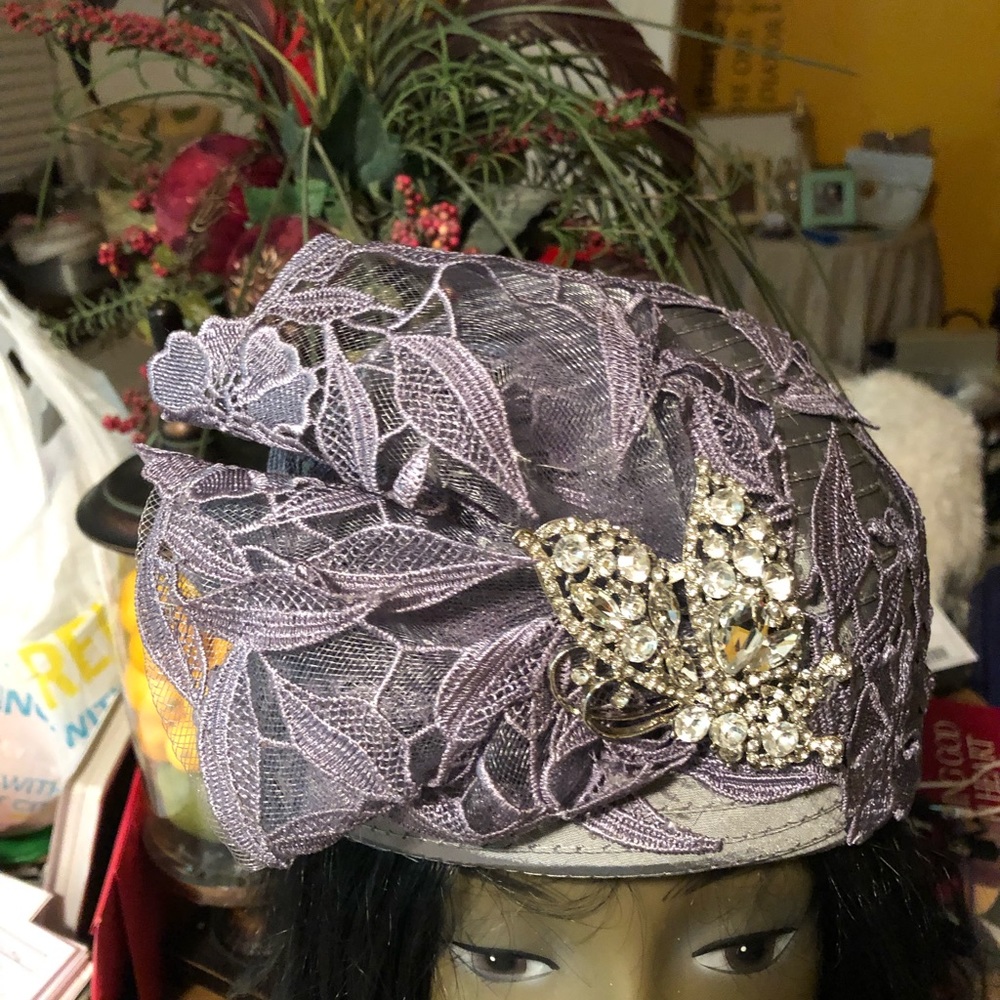 Ladies church hat